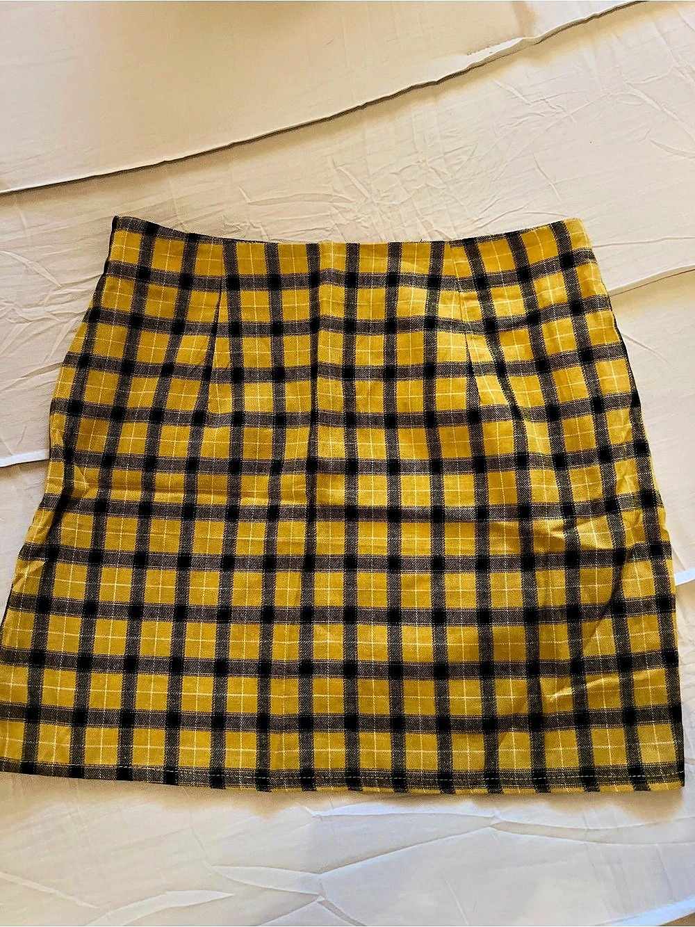SHEIN Plaid Print Skirt Plaid Mini Skirt in Yellow & Black Size Small